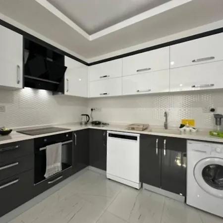 Suncity 23, Spacious 2-bedroom, 1 -bathroom Luxury By Myguest Cyprus