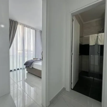 Suncity 23, Spacious 2-bedroom, 1 -bathroom Luxury By Myguest Cyprus Apartmán *