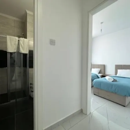 Suncity 23, Spacious 2-bedroom, 1 -bathroom Luxury By Myguest Cyprus * Agios Georgios (Famagusta)
