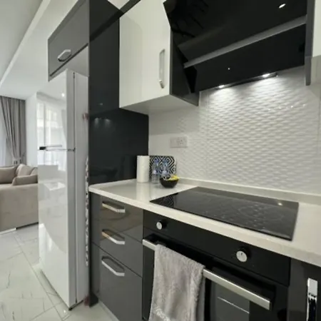 Apartament Suncity 23, Spacious 2-bedroom, 1 -bathroom Luxury By Myguest Cyprus